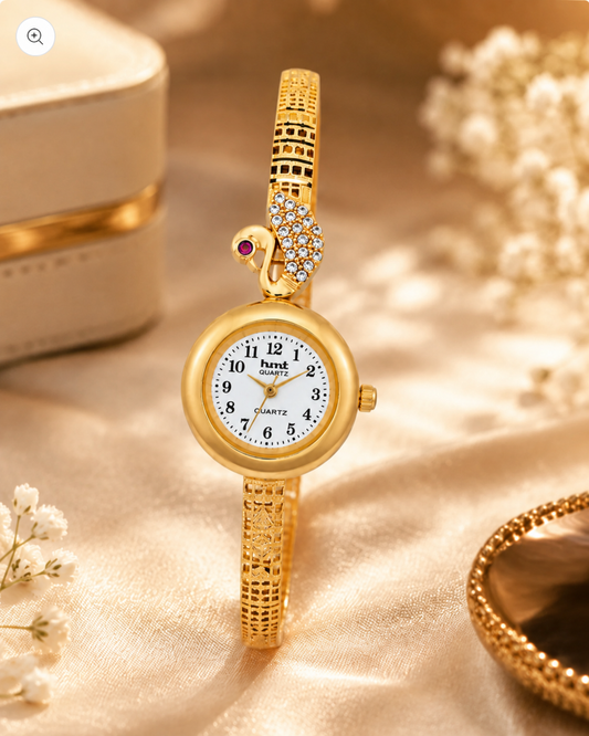 Beautiful Quartz Gold Bracelet Watch