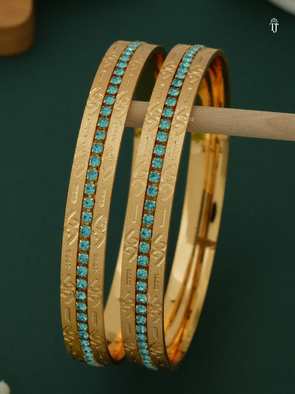 Artificial Diamond Bangles | Ferozi Diamond Heart Design – Trendy Set for Women