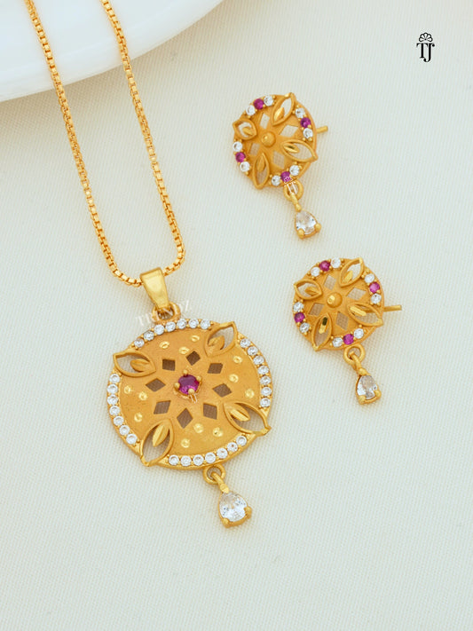 Beautiful Gold & Diamond Pendant Designs for Women
