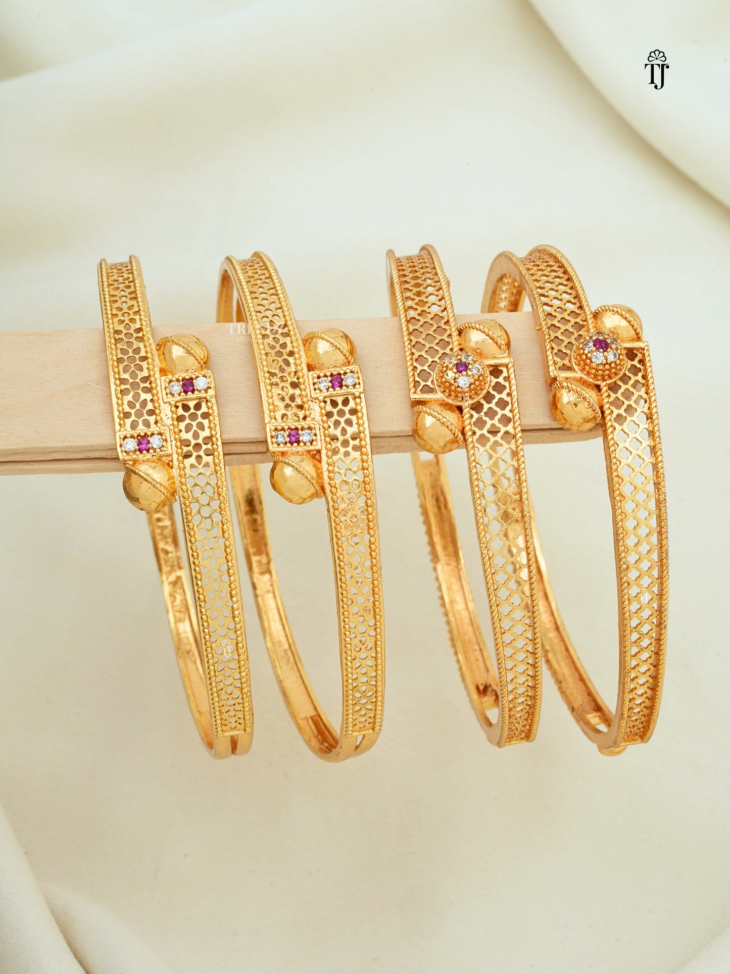 Fashion Bangles Set Combo of 2 Pair | Designer & Flower Gold Plated Bangles