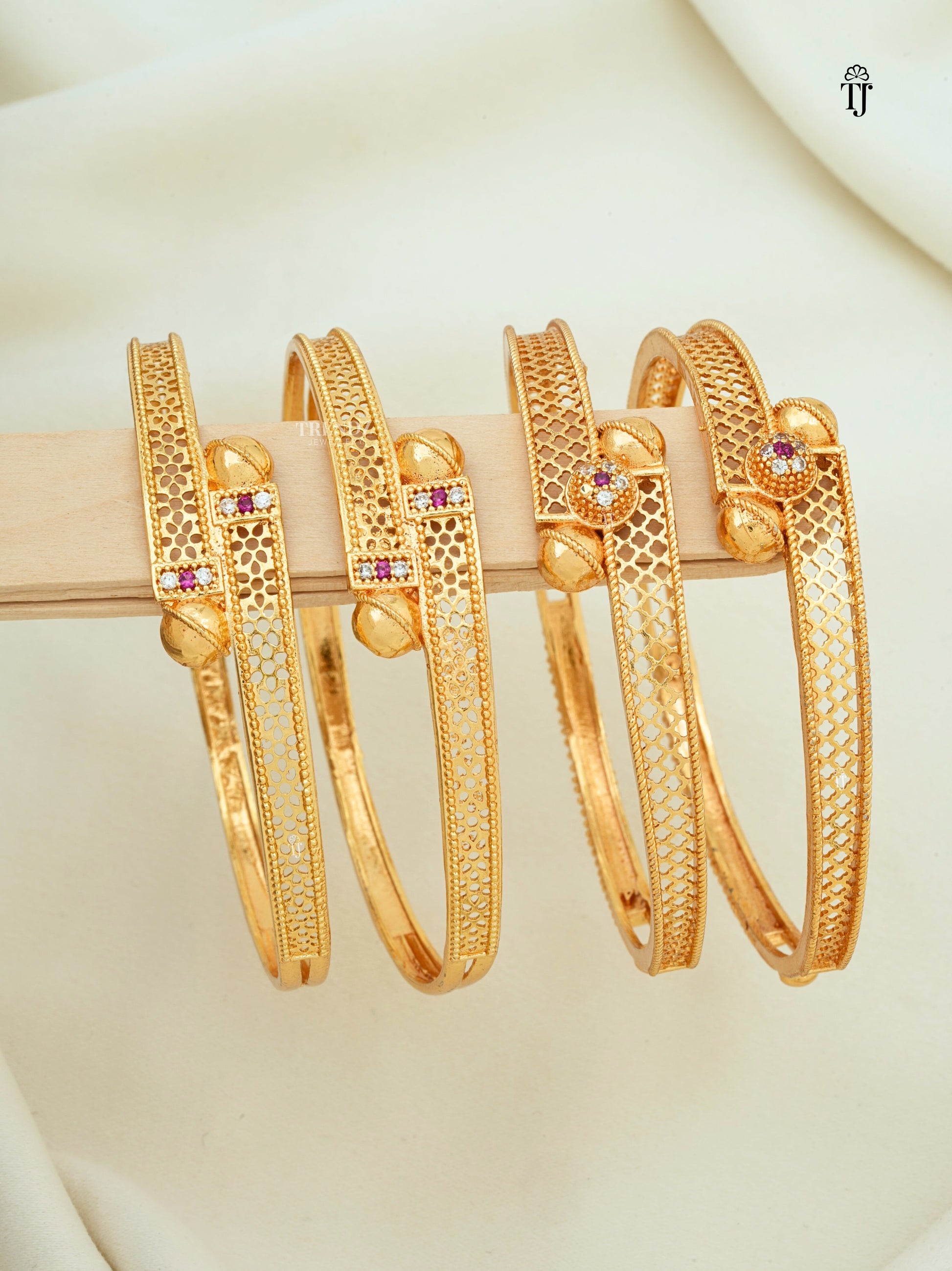 Fashion Bangles Set Combo of 2 Pair | Designer & Flower Gold Plated Bangles