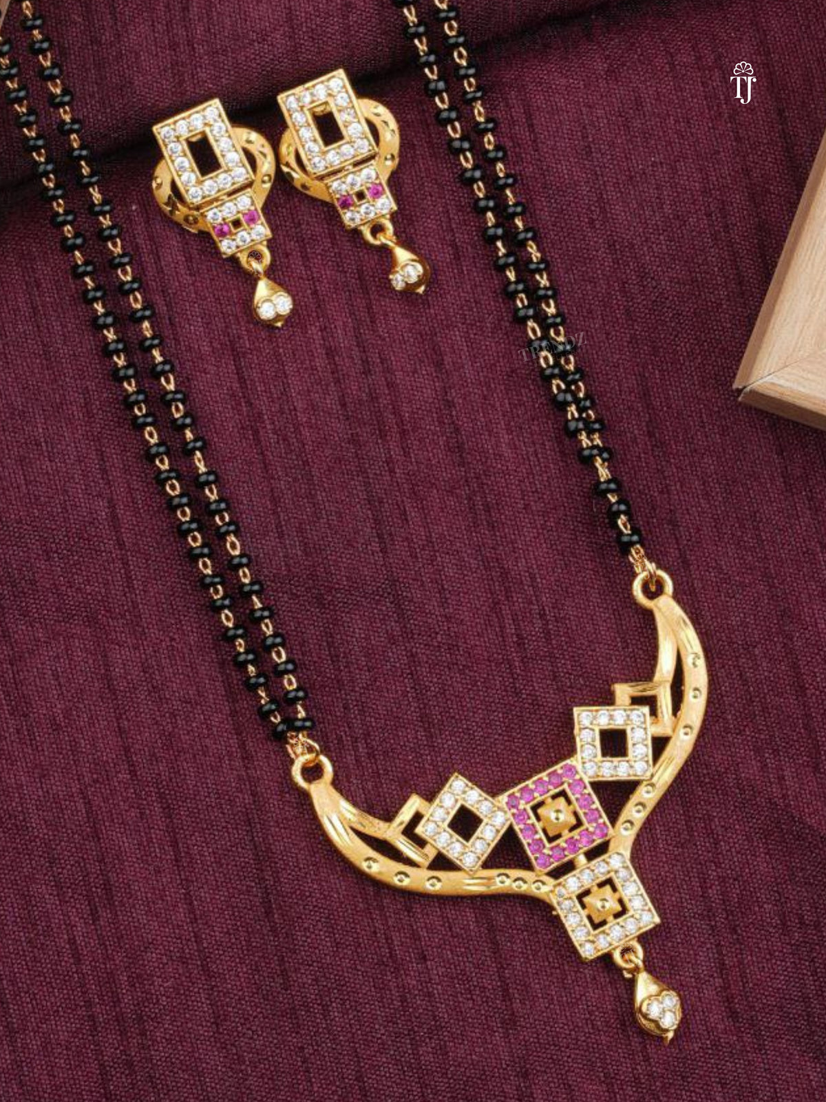 Latest Gold Mangalsutra Designs at Best Prices | Charming Mangalsutra with Matching Earrings