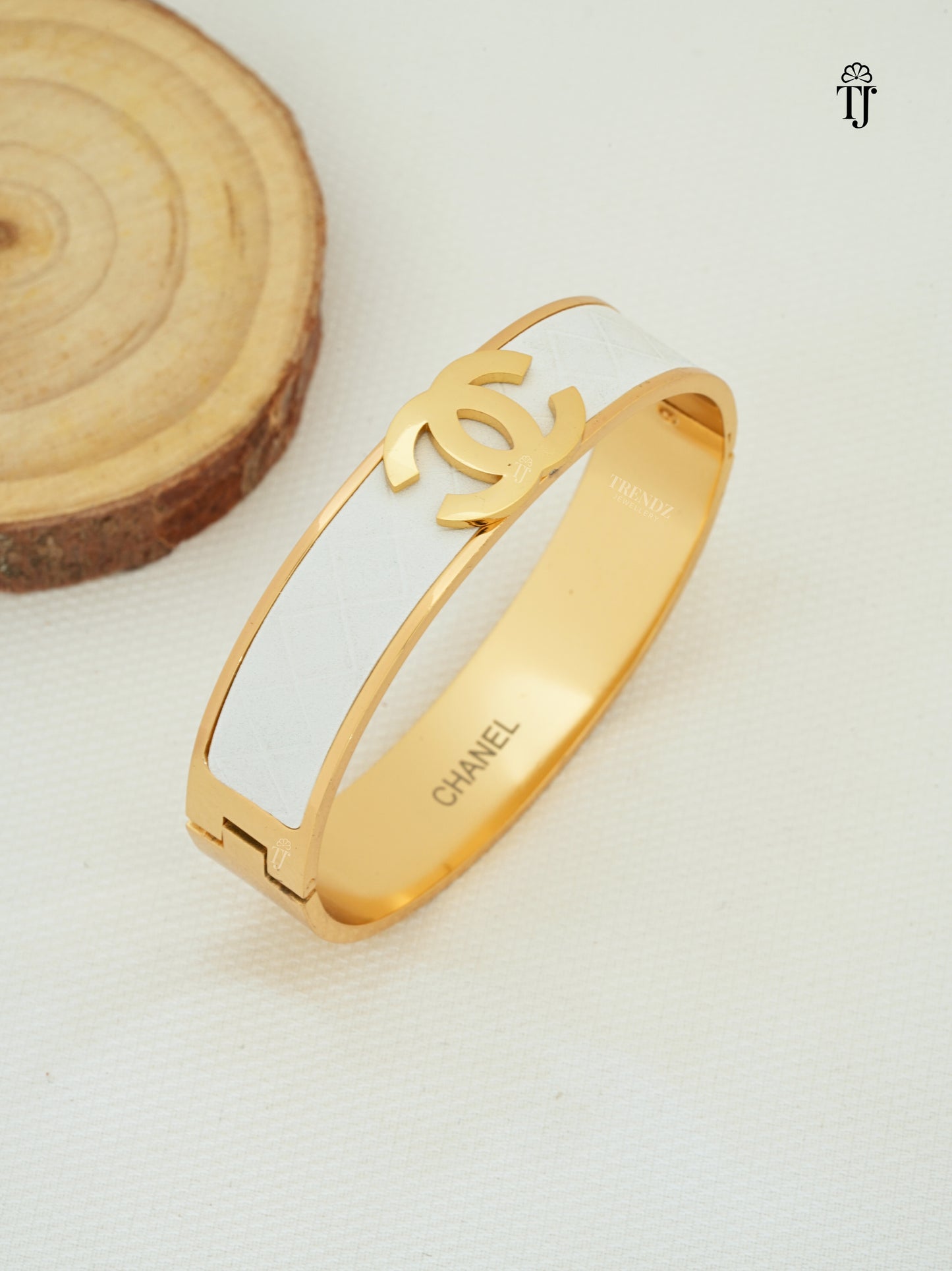 Trendy Bracelets for Ladies | Beautiful White and 18k Gold Plated Bracelet with Anti-Tarnish