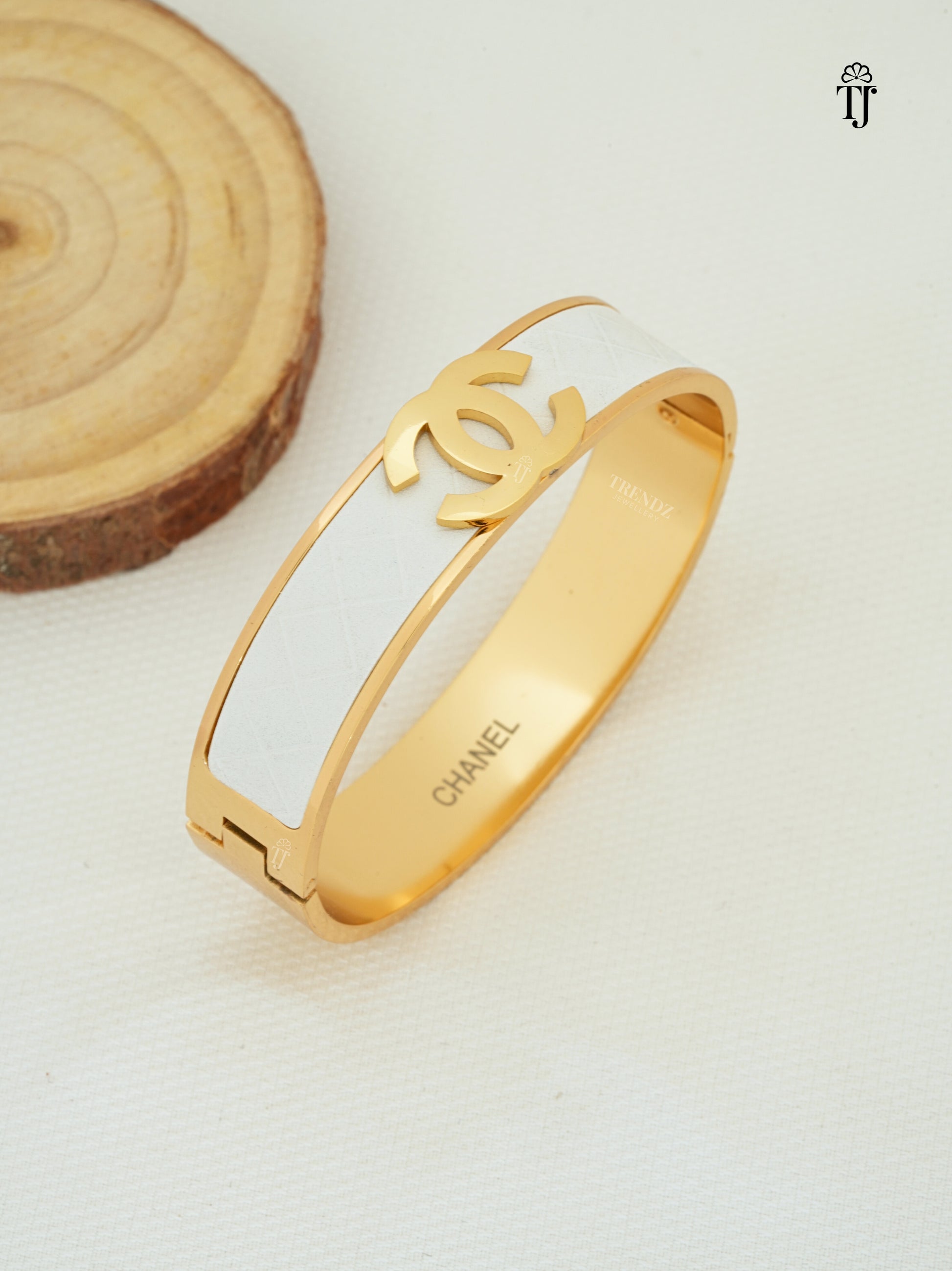 Trendy Bracelets for Ladies | Beautiful White and 18k Gold Plated Bracelet with Anti-Tarnish