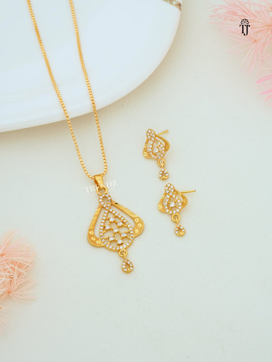 Unique Pendant Designs For Women | Ruby Stone & AD Diamond Necklace Set for Women
