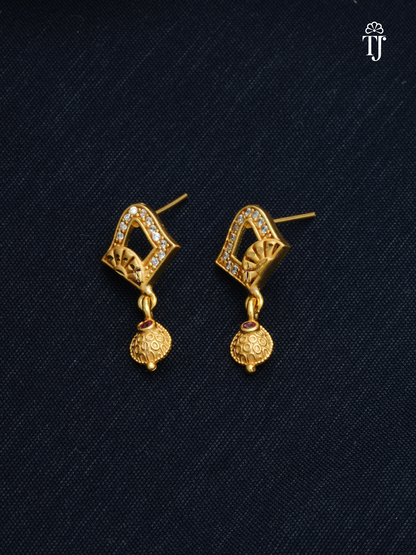 Pendant Set for Girls with Earrings | Alluring & Mesmeric Set for Everyday Wear