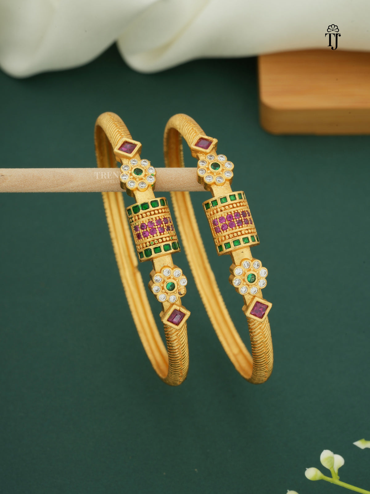 Beautiful Designer Bangles With Ruby Stone Pack Of 2 Pieces ( 1 Pair )
