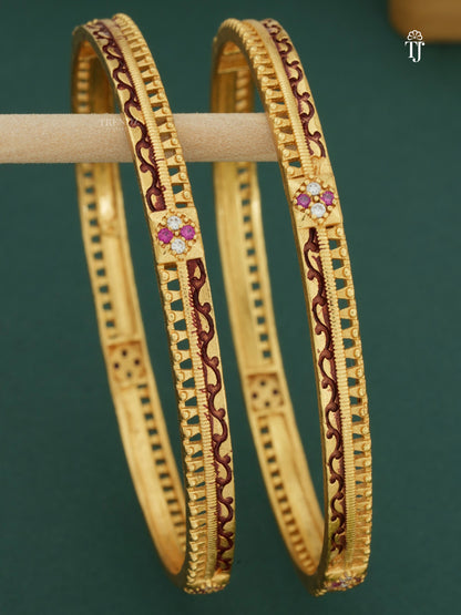 Beautiful Designer Bangles Pack Of 2 Piece (1 Pair)