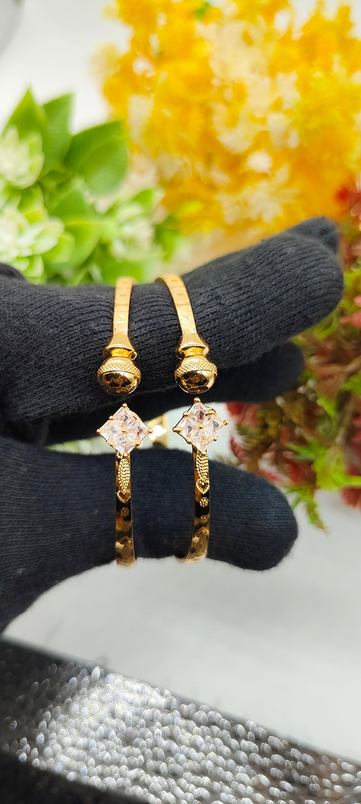 Stylish Adjustable Bracelets For Women & Girls Pack Of 2 Piece (1 Pair)