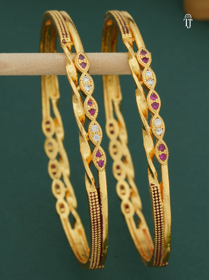 Stylish Oxodise Bangles With Micro Gold Finish Pack Of 2 Pieces ( 1 Pair )